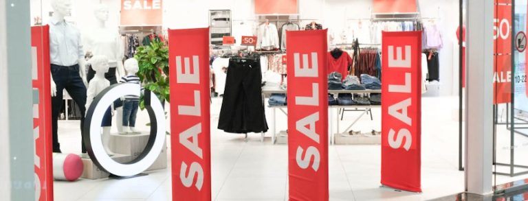 Visual Merchandising: Pengertian, Fungsi, Jenis dan Tips Melakukannya
