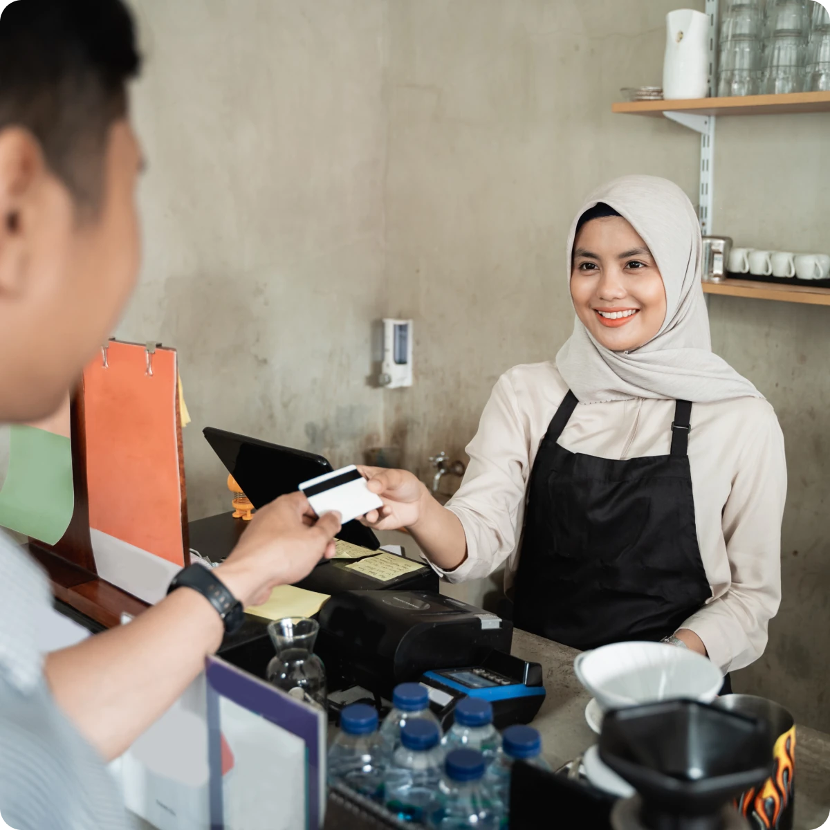 portrait-smiling-beautiful-business